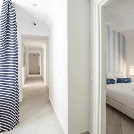 Hotel Marina Charming 4*