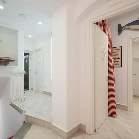 Marina Charming Hotel