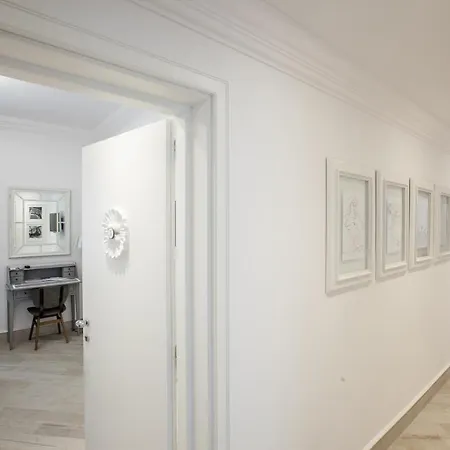 Marina Charming ホテル 4*