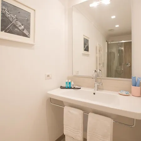 Hotel Marina Charming 4*