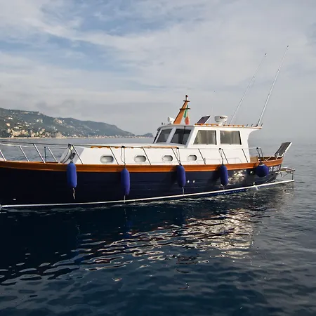 Marina Charming Hotel