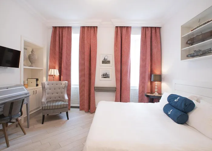 Hotel Marina Charming 4*