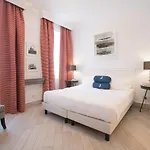 Marina Charming Hotel