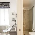 Marina Charming Hotel 4*